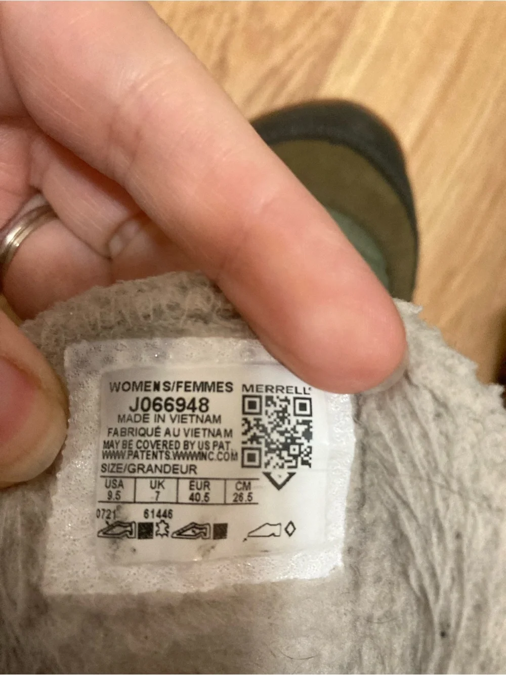 Merrell Olive Green Quilted Winter Boots with Faux Fur
